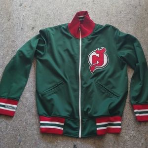 - New Jersey Devils 84-85 Jacket
